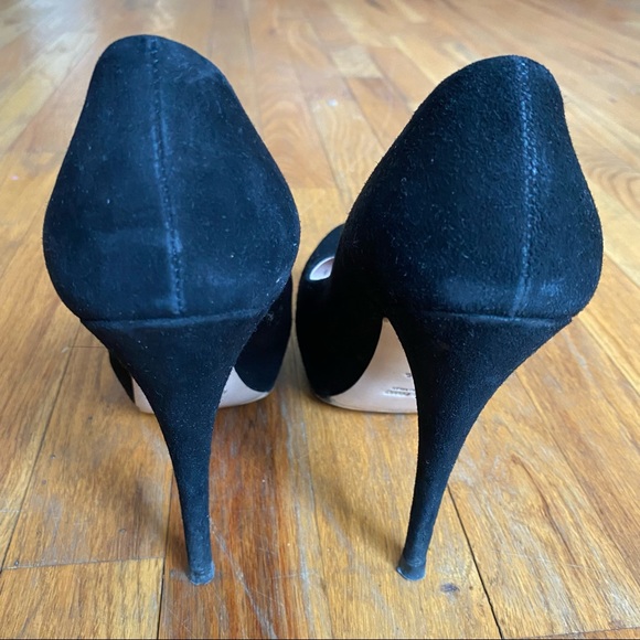 Miu Miu Suede Black Platform Heel - Picture 4 of 7